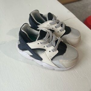 Nike Toddler Boy Huarache Run (Size 5.5)